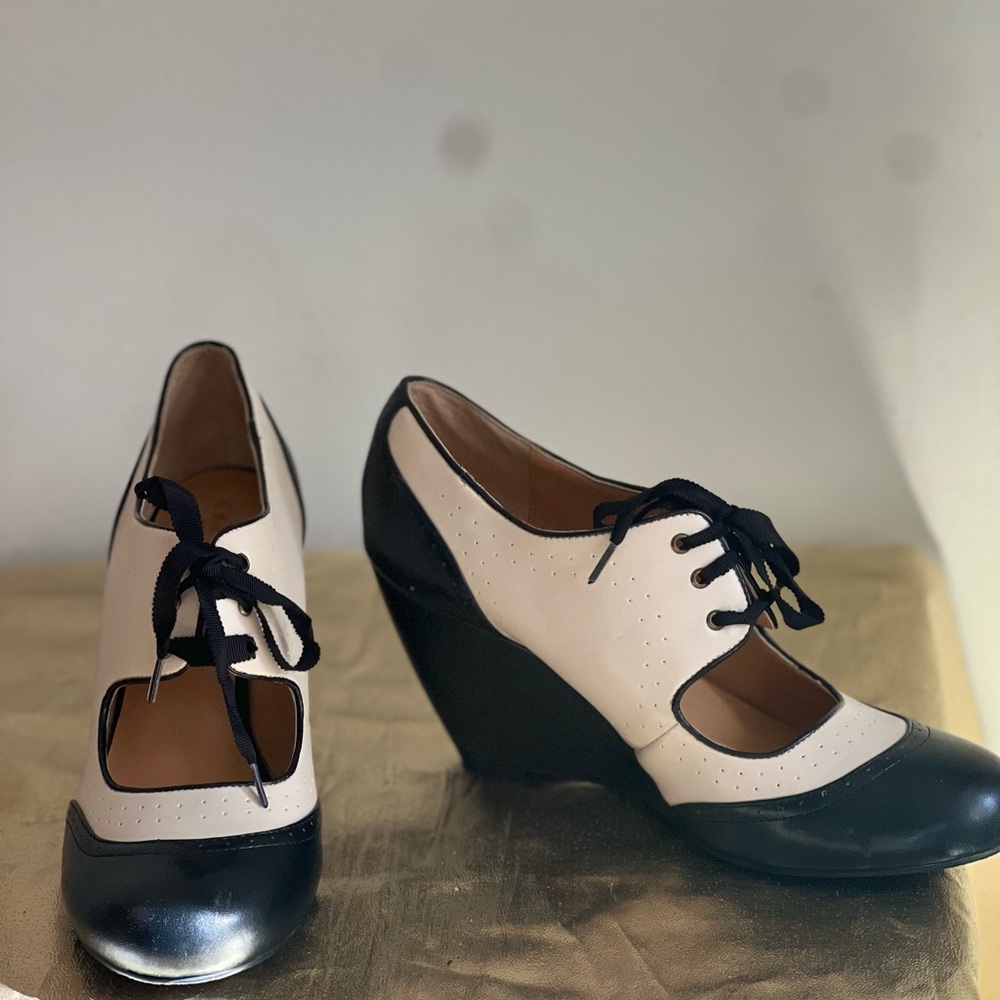 Crown Vintage Black and White Wedge Heels with Lace-Up Detail